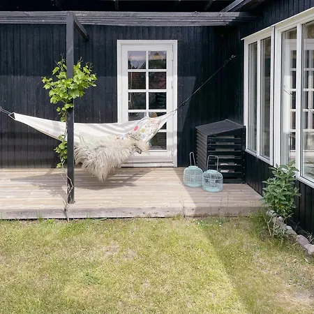 Cosy House Close To The Sea And Jetty Semesterbostad *